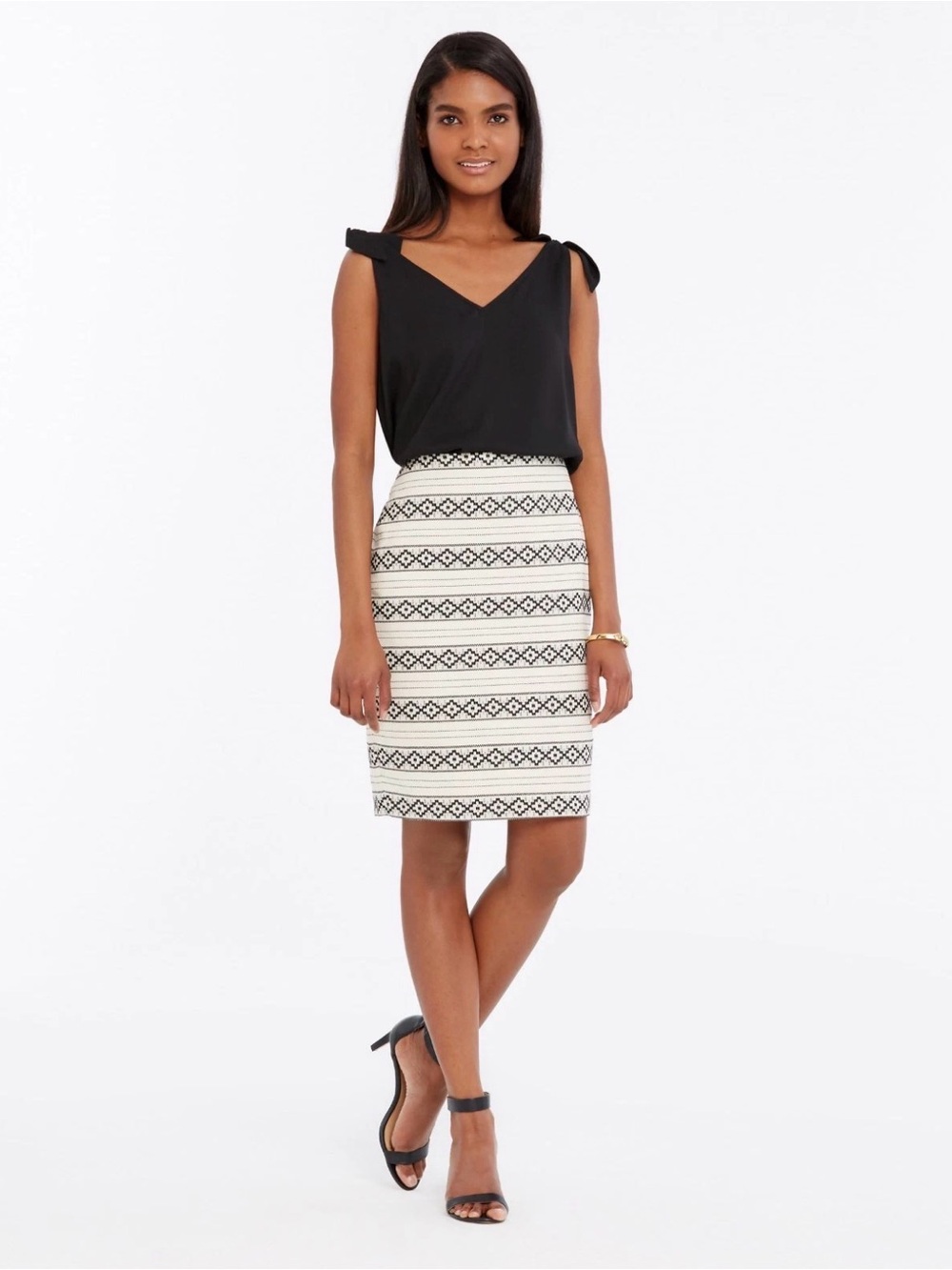 Ann Taylor Cream and Black Geometric Mini Skirt